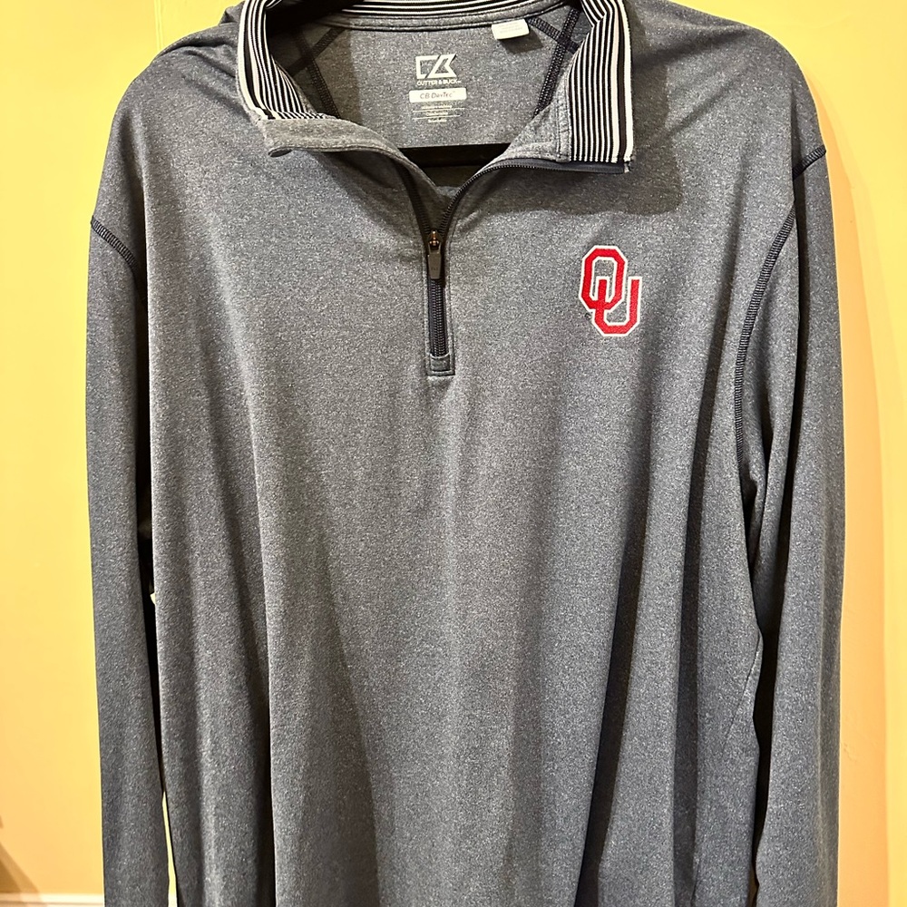 Like New! Cutter & Buck University of Oklahoma half zip pullover
